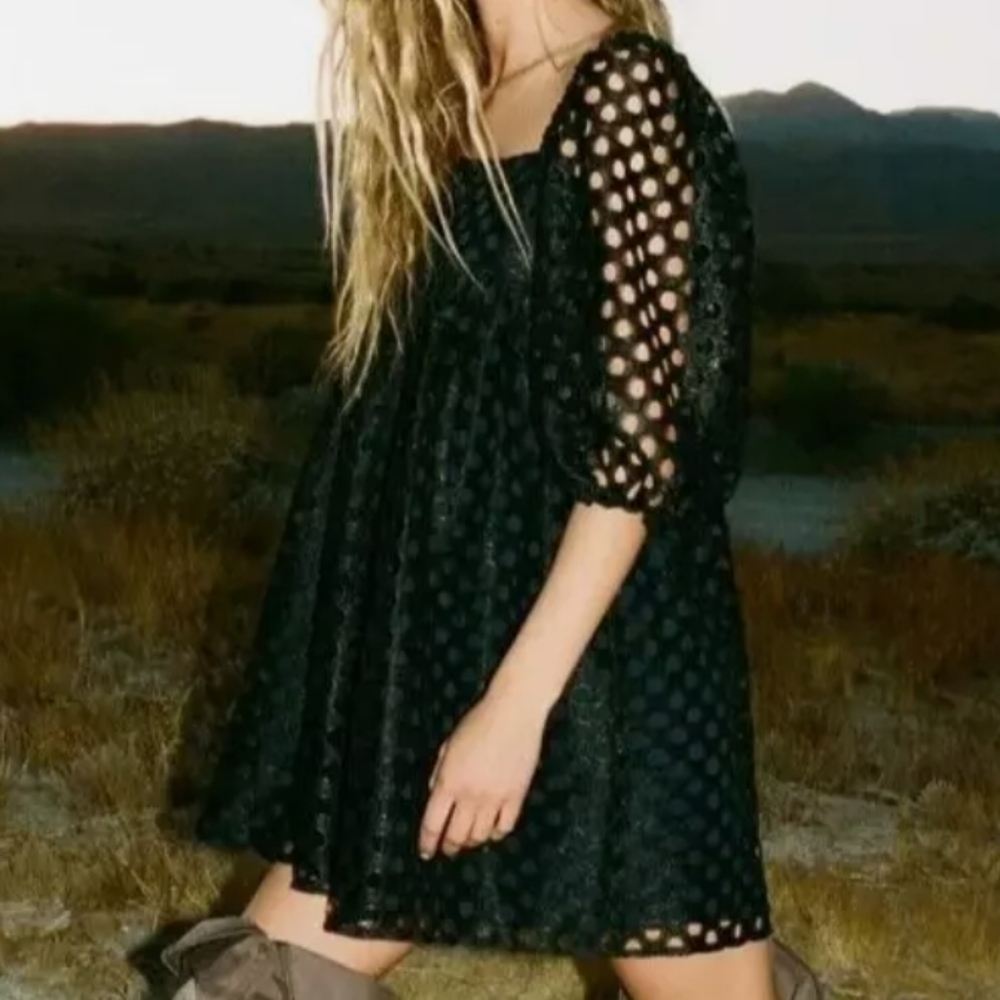 Kimchi Blue Moe Dot Lace Urban Outfitters Black Babydoll Mini Dress